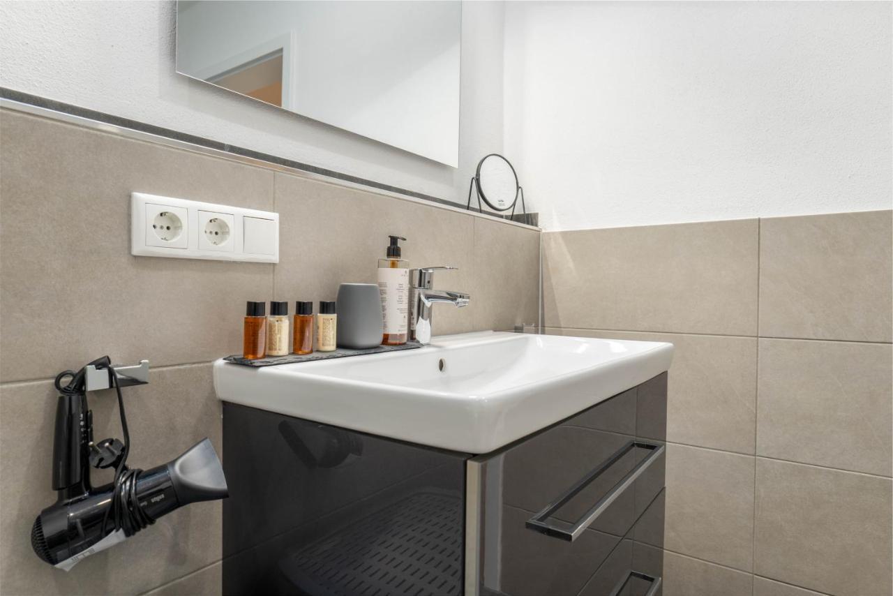 Vivamosel: Appartement Mit Mosel & Burgblick - Balkon - Parken - Aufzug - Fahrradraum Cochem Eksteriør bilde