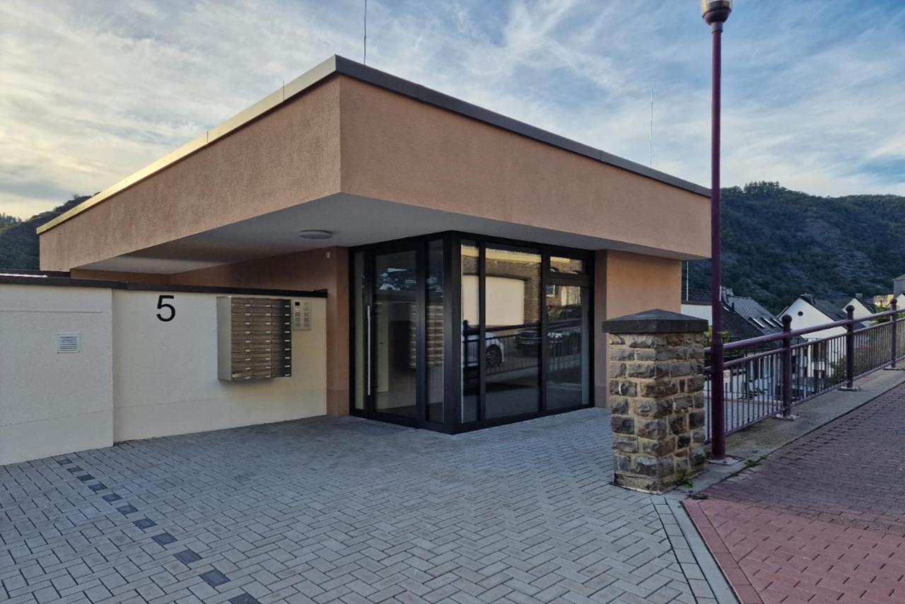 Vivamosel: Appartement Mit Mosel & Burgblick - Balkon - Parken - Aufzug - Fahrradraum Cochem Eksteriør bilde
